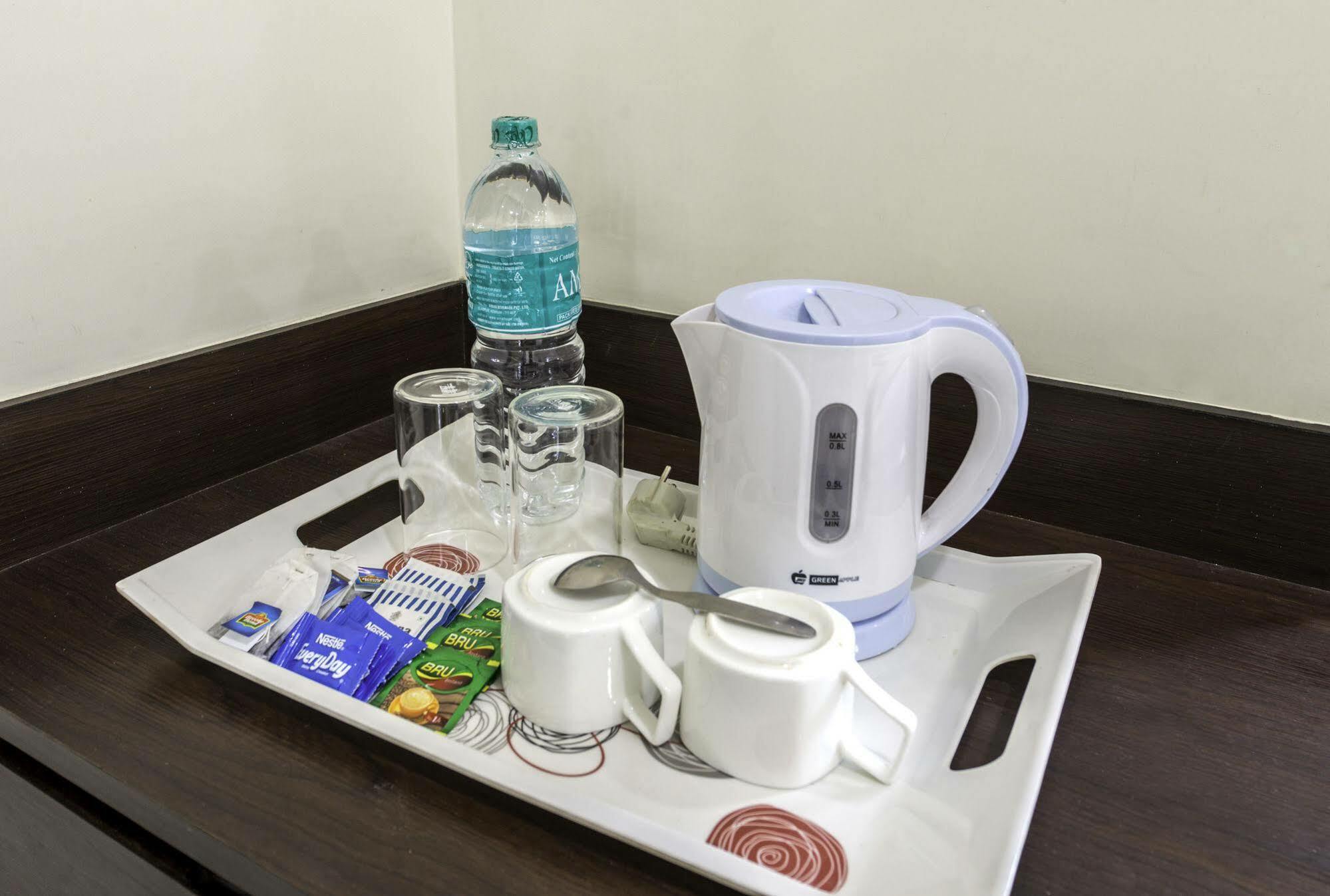 כלכותה Oyo 16703 Hotel The Platinum מראה חיצוני תמונה